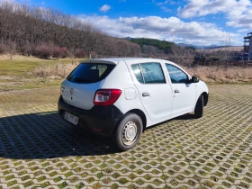 Dacia Sandero 1.2LPG 46000км ! - 3117 € / 6096.32 лв. - 89257663 6