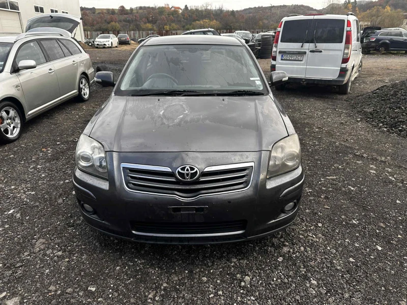 Toyota Avensis 2.0 D-4D 126к.с  На Части, снимка 4 - Автомобили и джипове - 52982169
