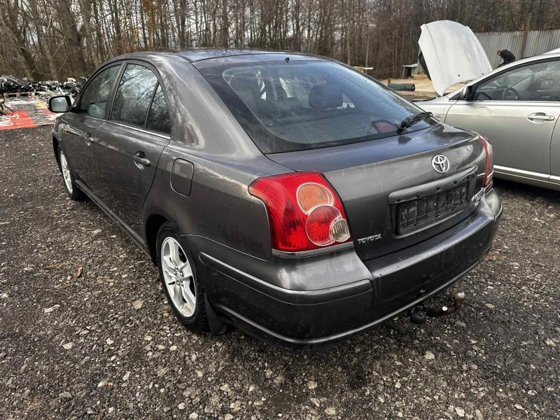 Toyota Avensis 2.0 D-4D 126к.с  На Части, снимка 3 - Автомобили и джипове - 52982169