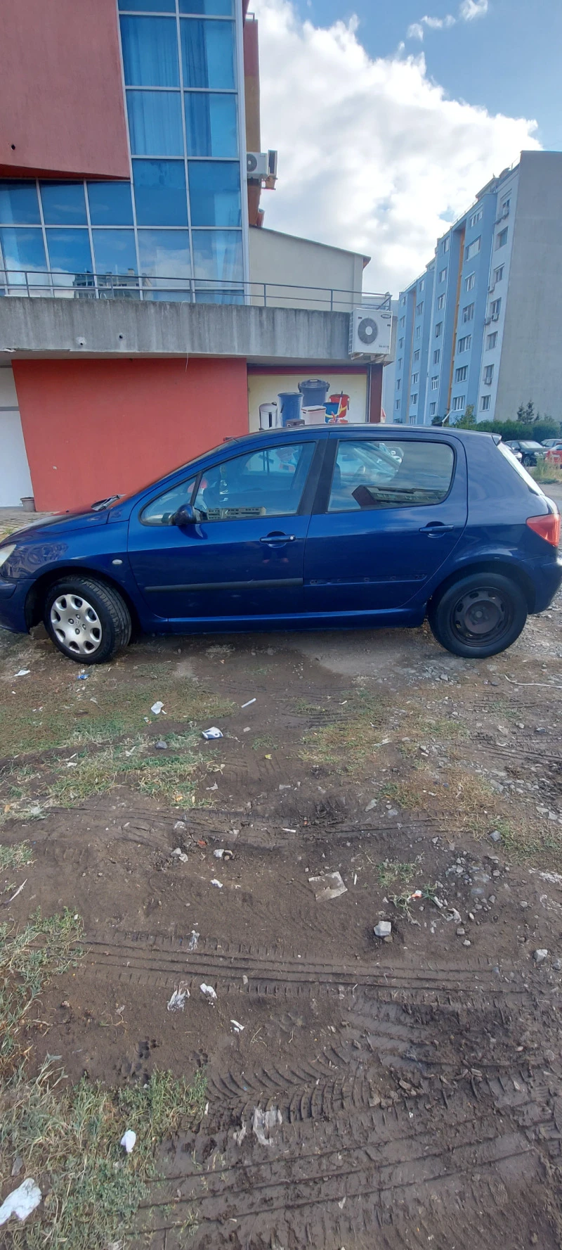 Peugeot 307 Хечбек , снимка 2 - Автомобили и джипове - 47586235