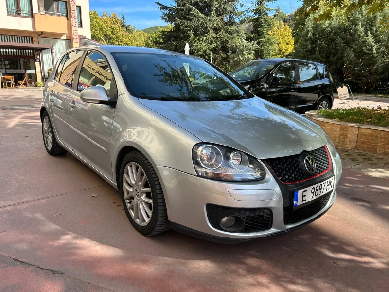 VW Golf 2.0TDI TOP АВТОМАТ DSG, снимка 1 - Автомобили и джипове - 47608828