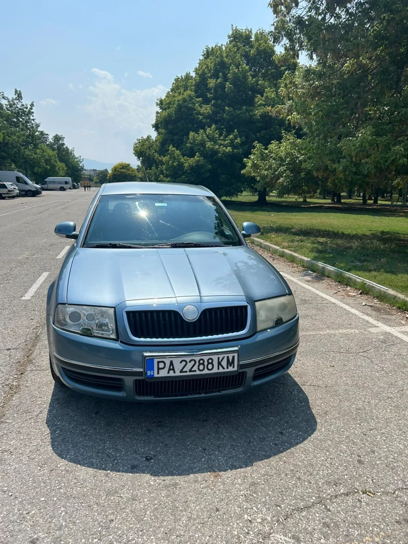 Skoda Superb, снимка 2 - Автомобили и джипове - 47826519