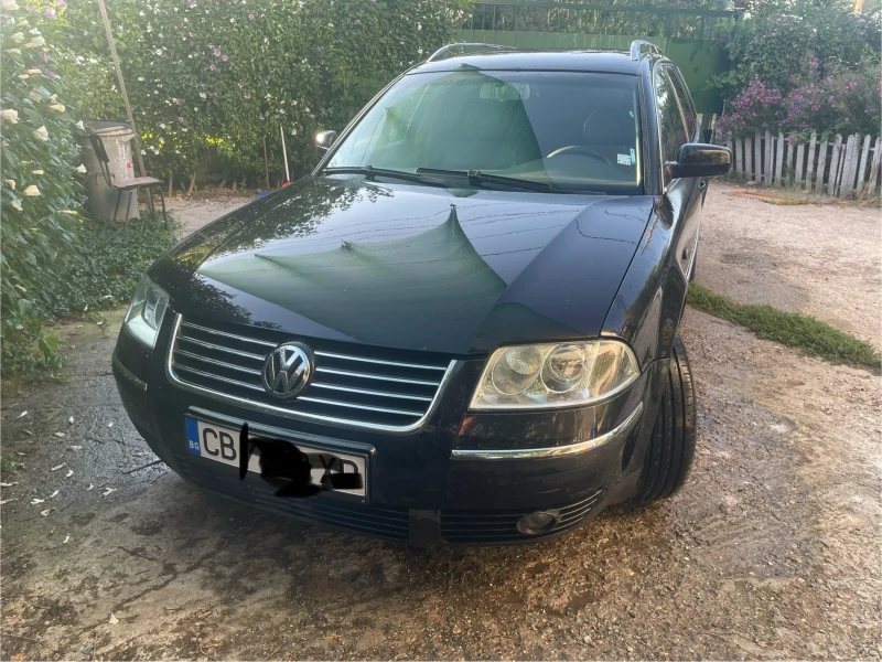 VW Passat Комби, снимка 1 - Автомобили и джипове - 47986634