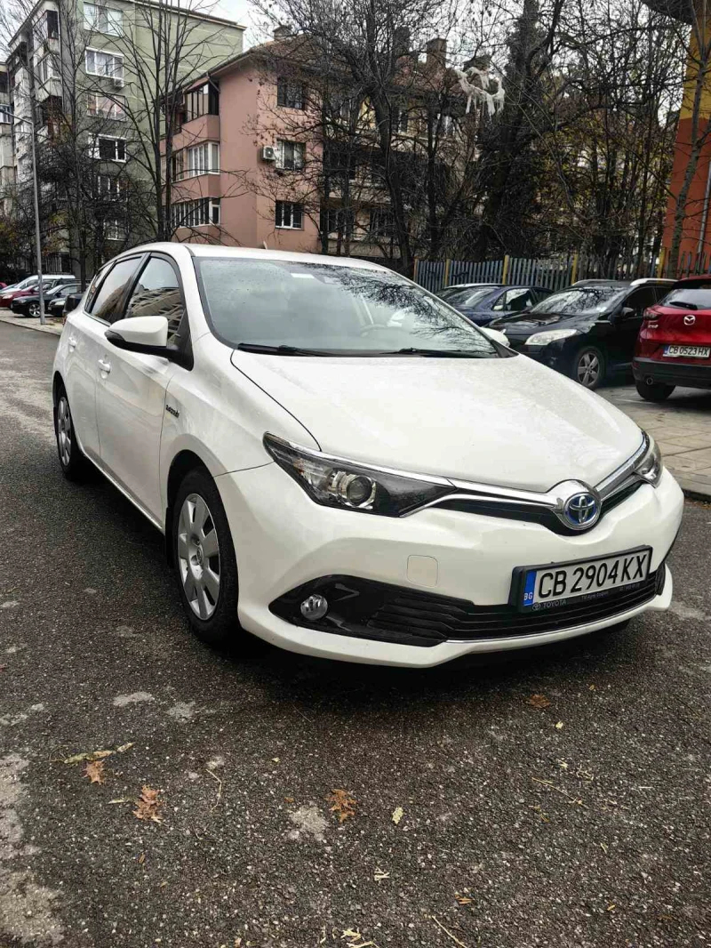 Toyota Auris, снимка 7 - Автомобили и джипове - 48224057