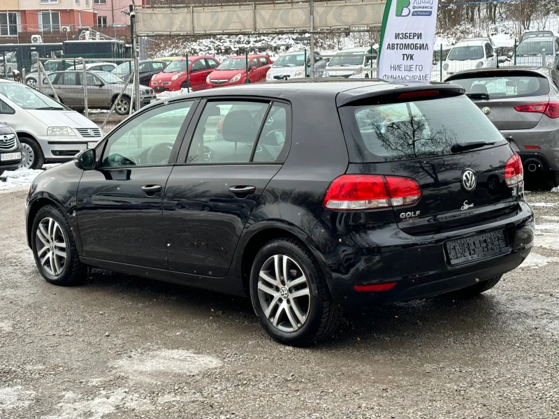 VW Golf 1.6I, снимка 4 - Автомобили и джипове - 48691775