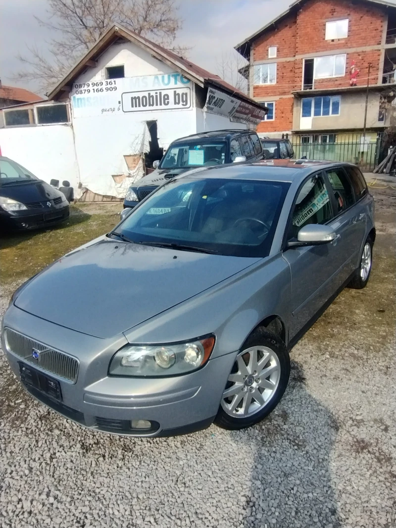 Volvo V50 1.6 HDI 109hp ОТЛИЧНО , снимка 2 - Автомобили и джипове - 48962651