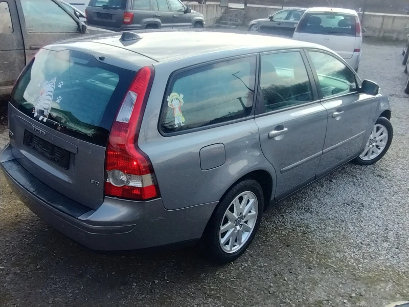 Volvo V50 1.6 HDI 109hp ОТЛИЧНО , снимка 8 - Автомобили и джипове - 48962651