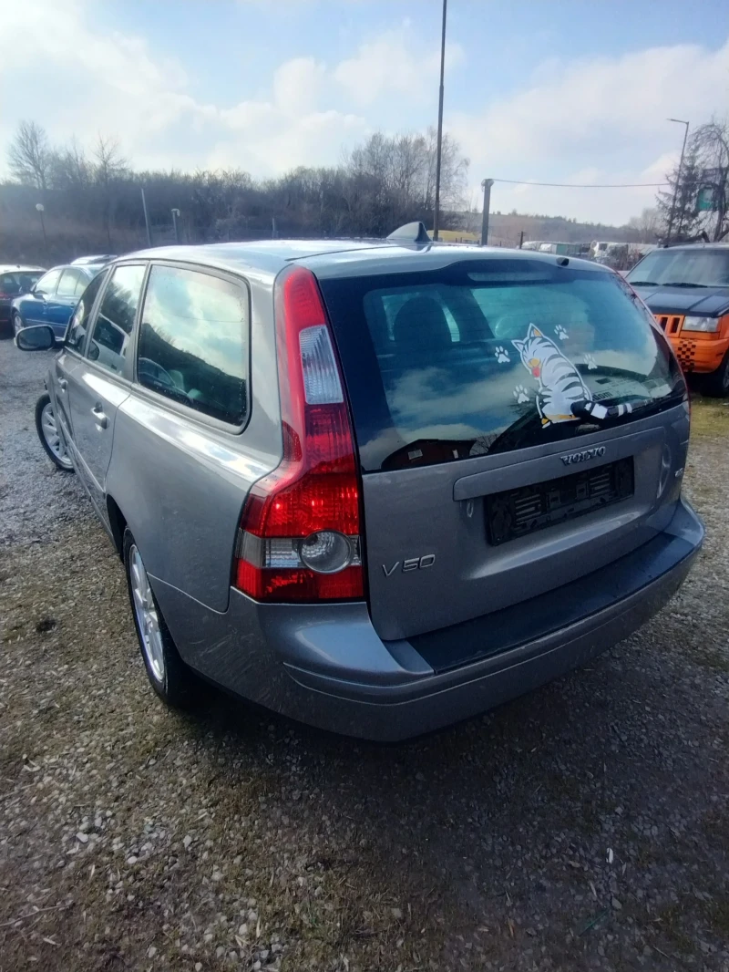 Volvo V50 1.6 HDI 109hp ОТЛИЧНО , снимка 7 - Автомобили и джипове - 48962651