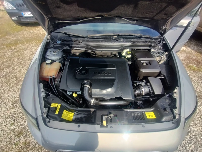 Volvo V50 1.6 HDI 109hp ОТЛИЧНО , снимка 17 - Автомобили и джипове - 48962651