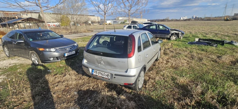 Opel Corsa 1.2, снимка 12 - Автомобили и джипове - 49523638