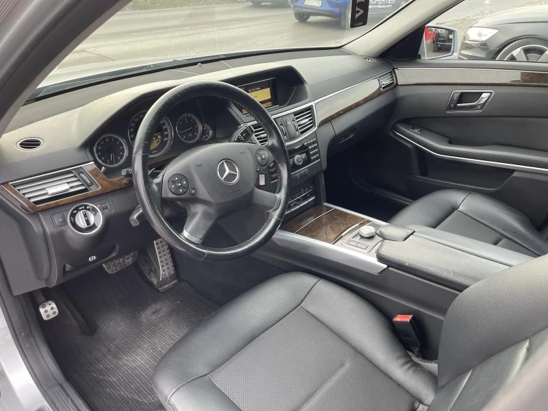 Mercedes-Benz E 220 * Собствен лизинг* , снимка 10 - Автомобили и джипове - 49568887