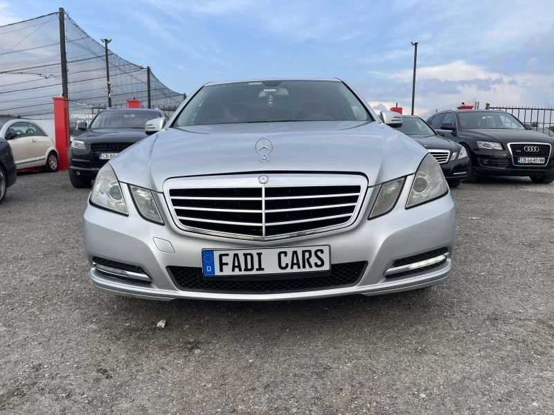 Mercedes-Benz E 220 * Собствен лизинг* , снимка 3 - Автомобили и джипове - 49568887