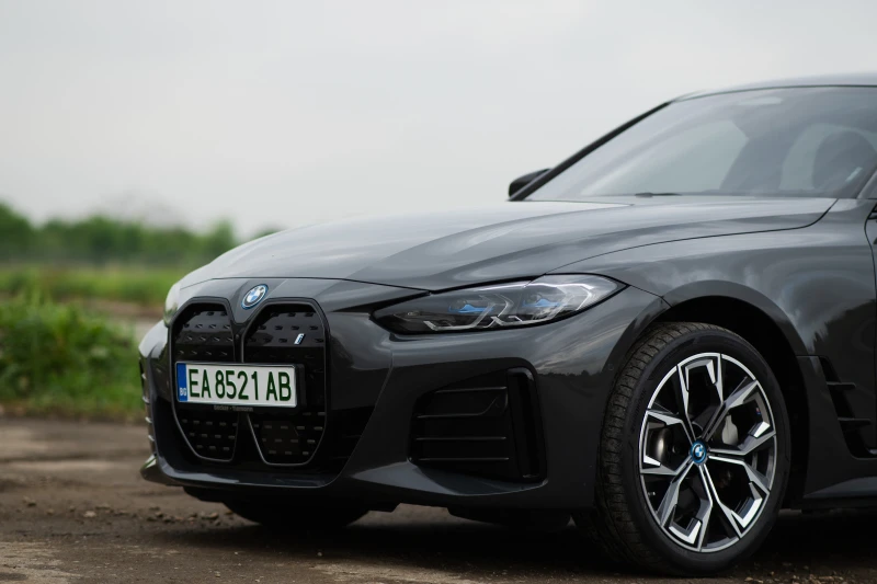 BMW i4 40, снимка 2 - Автомобили и джипове - 52191499