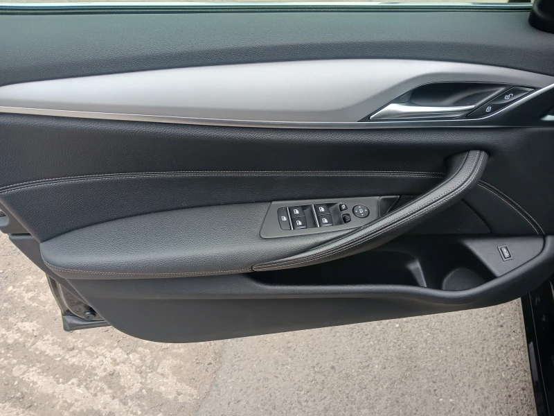 BMW 520 D= XDRIVE= MILD HYBRID= , снимка 13 - Автомобили и джипове - 51841138