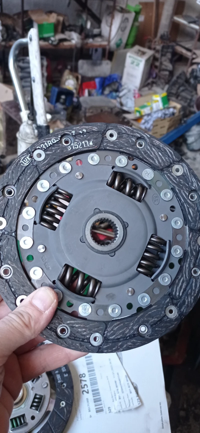 Dacia Logan, снимка 15 - Автомобили и джипове - 52771261