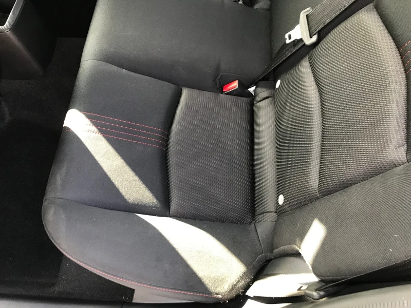 Mazda 2 1.5I 2024g, снимка 3 - Автомобили и джипове - 52726104