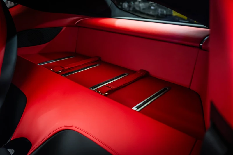 Ferrari 12 Cilindri spider Coupe Nero, снимка 16 - Автомобили и джипове - 52753642