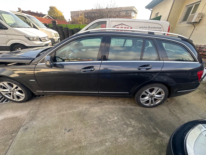 Mercedes-Benz C 220 2.2CDI, снимка 9 - Автомобили и джипове - 52837285