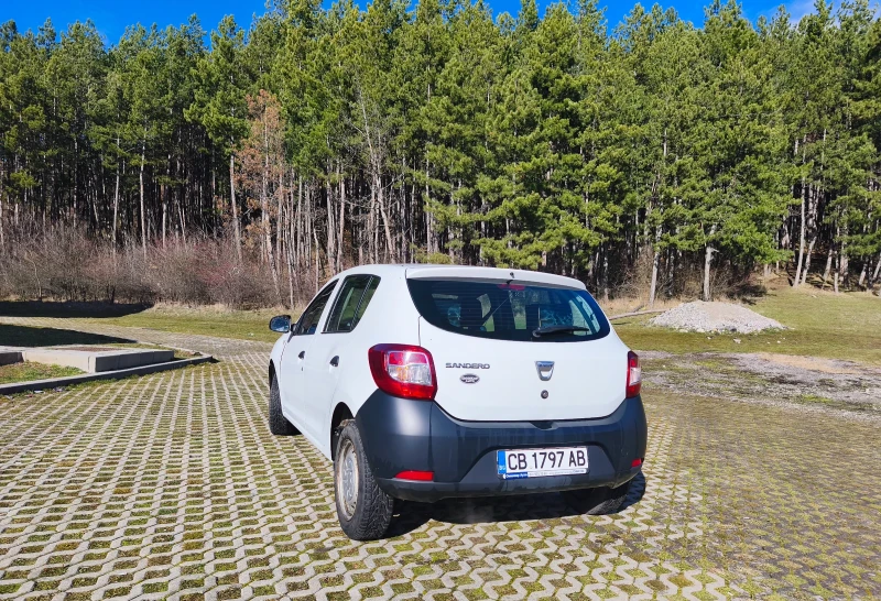 Dacia Sandero 1.2LPG 46000км !, снимка 7 - Автомобили и джипове - 52909665