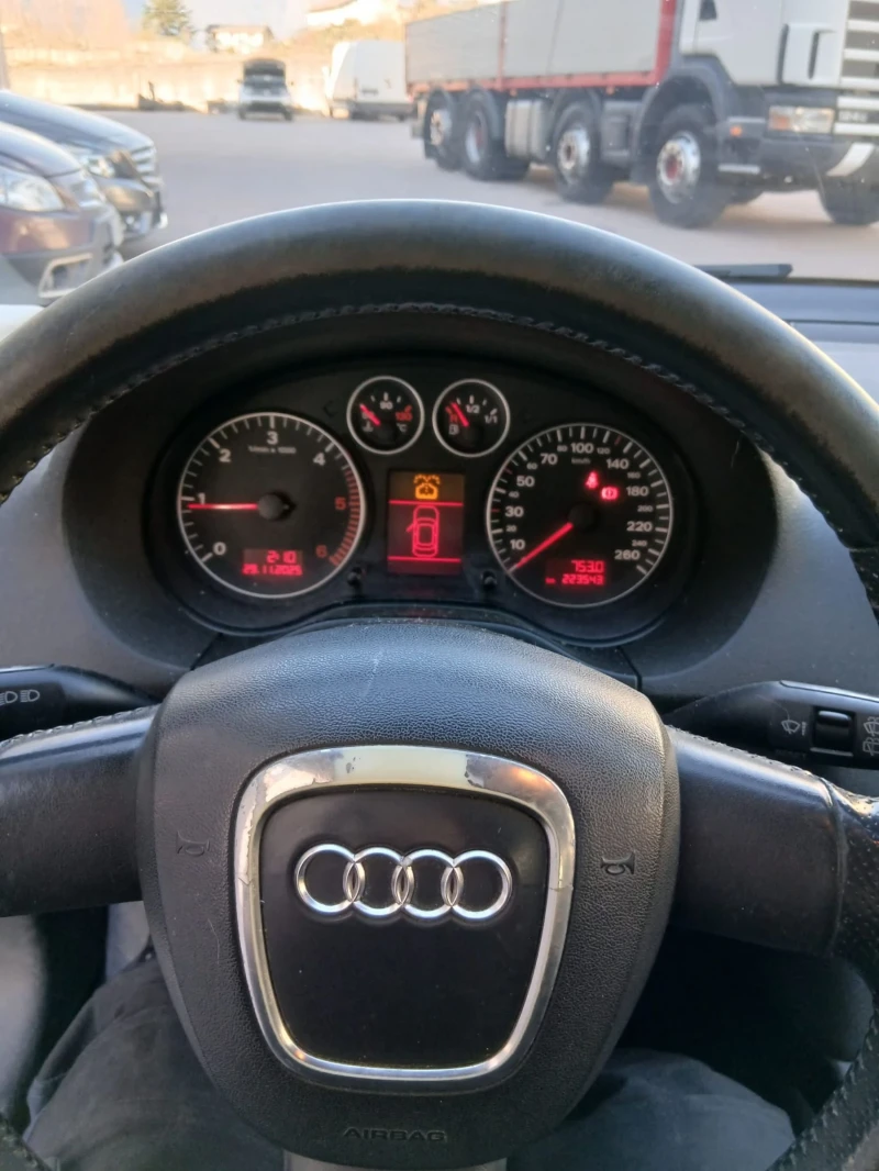 Audi A3 Sportback 2.0tdi нов внос от Италия , снимка 8 - Автомобили и джипове - 53053043