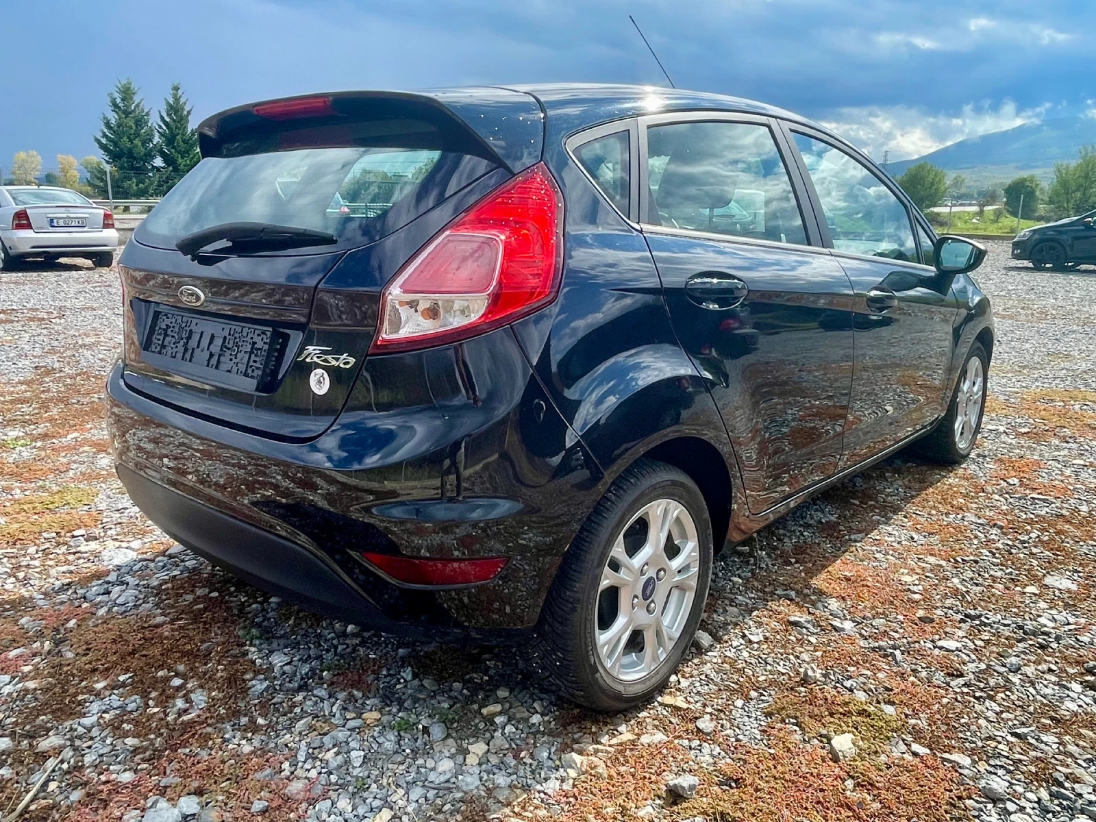 Ford Fiesta 1.5 TDCi Titanium - изображение 5