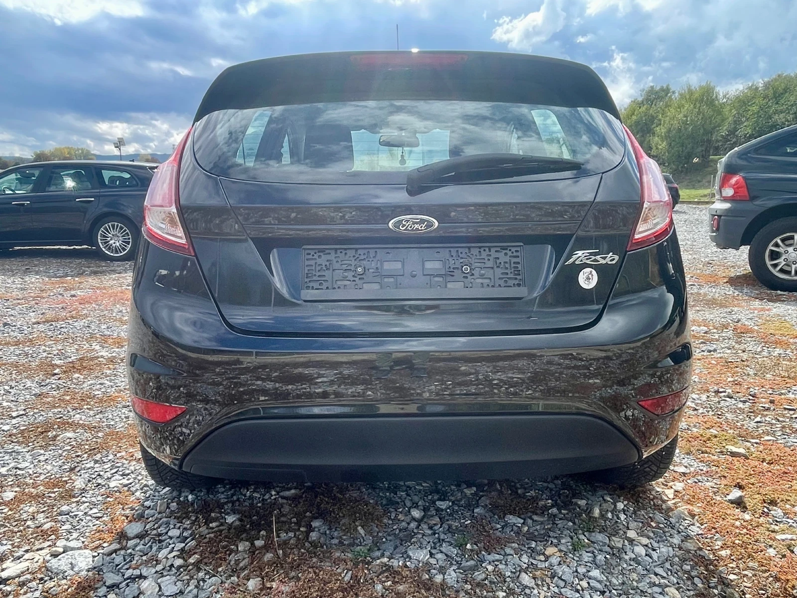 Ford Fiesta 1.5 TDCi Titanium - изображение 6