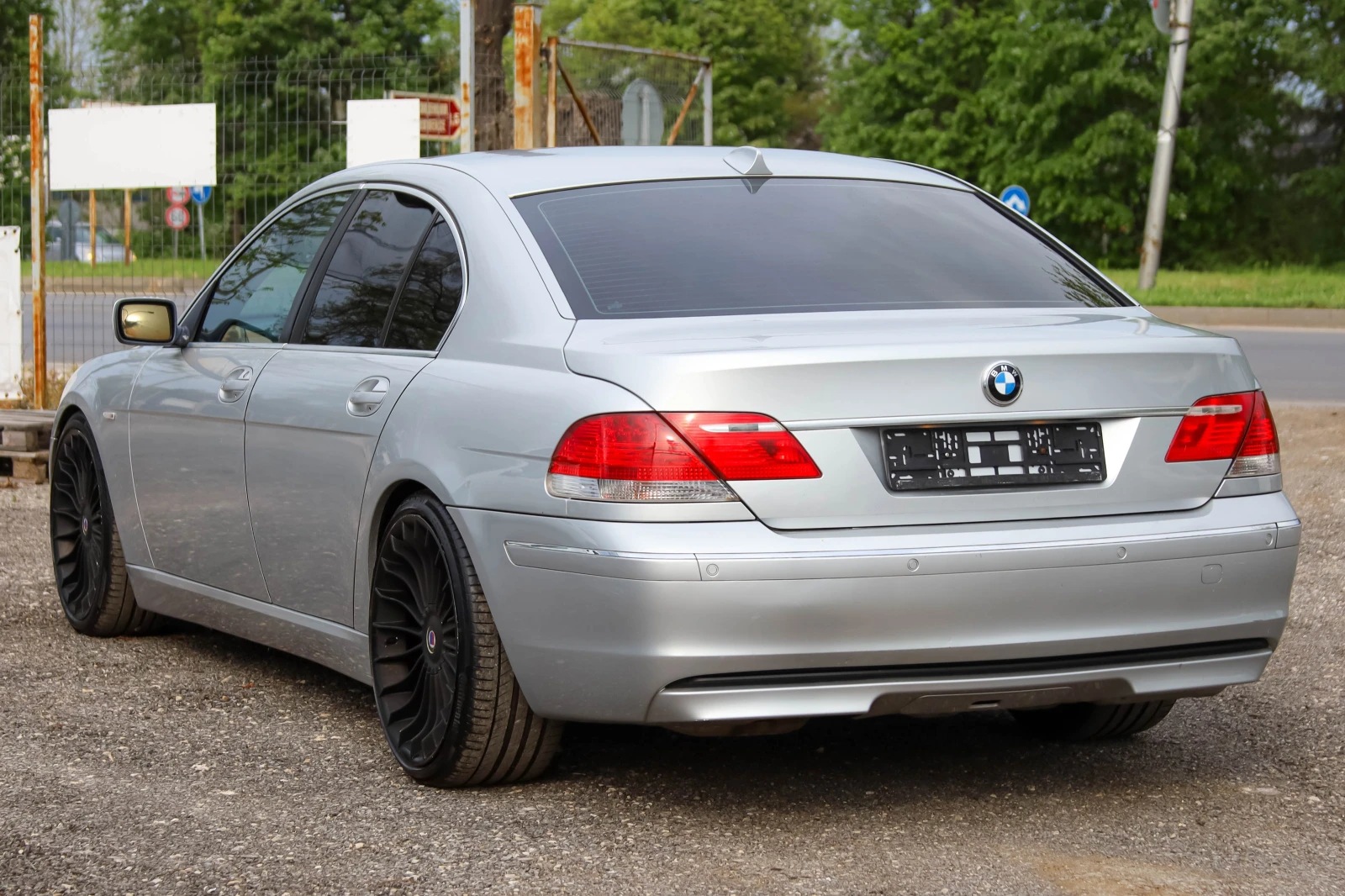 BMW 730 730D Facelift e65  - изображение 3