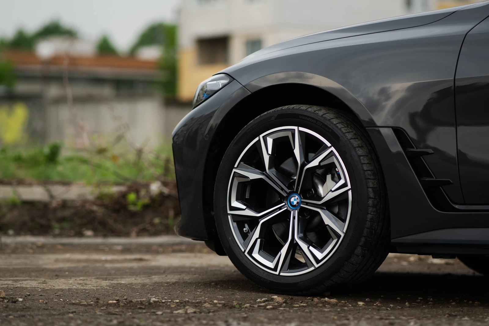 BMW i4 40 - изображение 4
