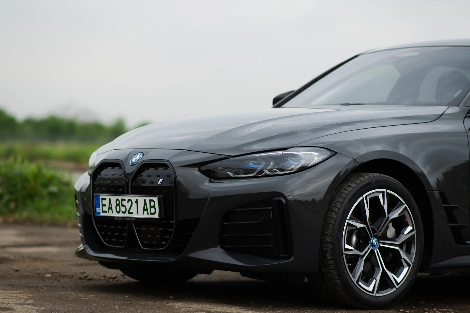 BMW i4 40 - изображение 2