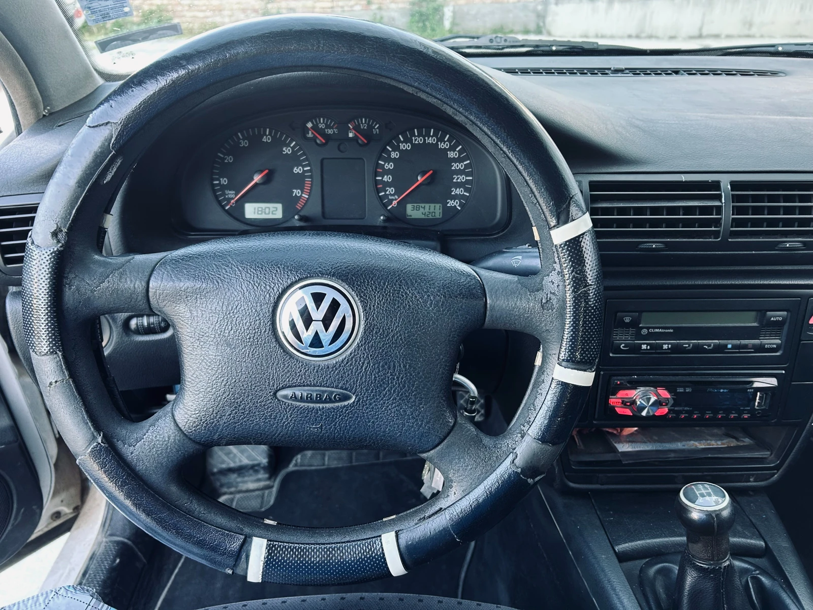 VW Passat B5 - изображение 8