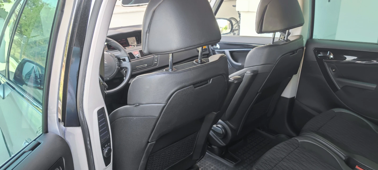 Citroen Grand C4 Picasso NIV.3 EXCLUSIVE - изображение 2