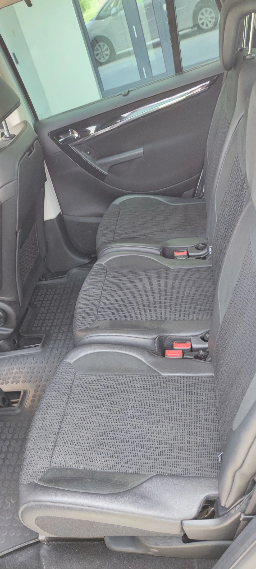 Citroen Grand C4 Picasso NIV.3 EXCLUSIVE - изображение 3