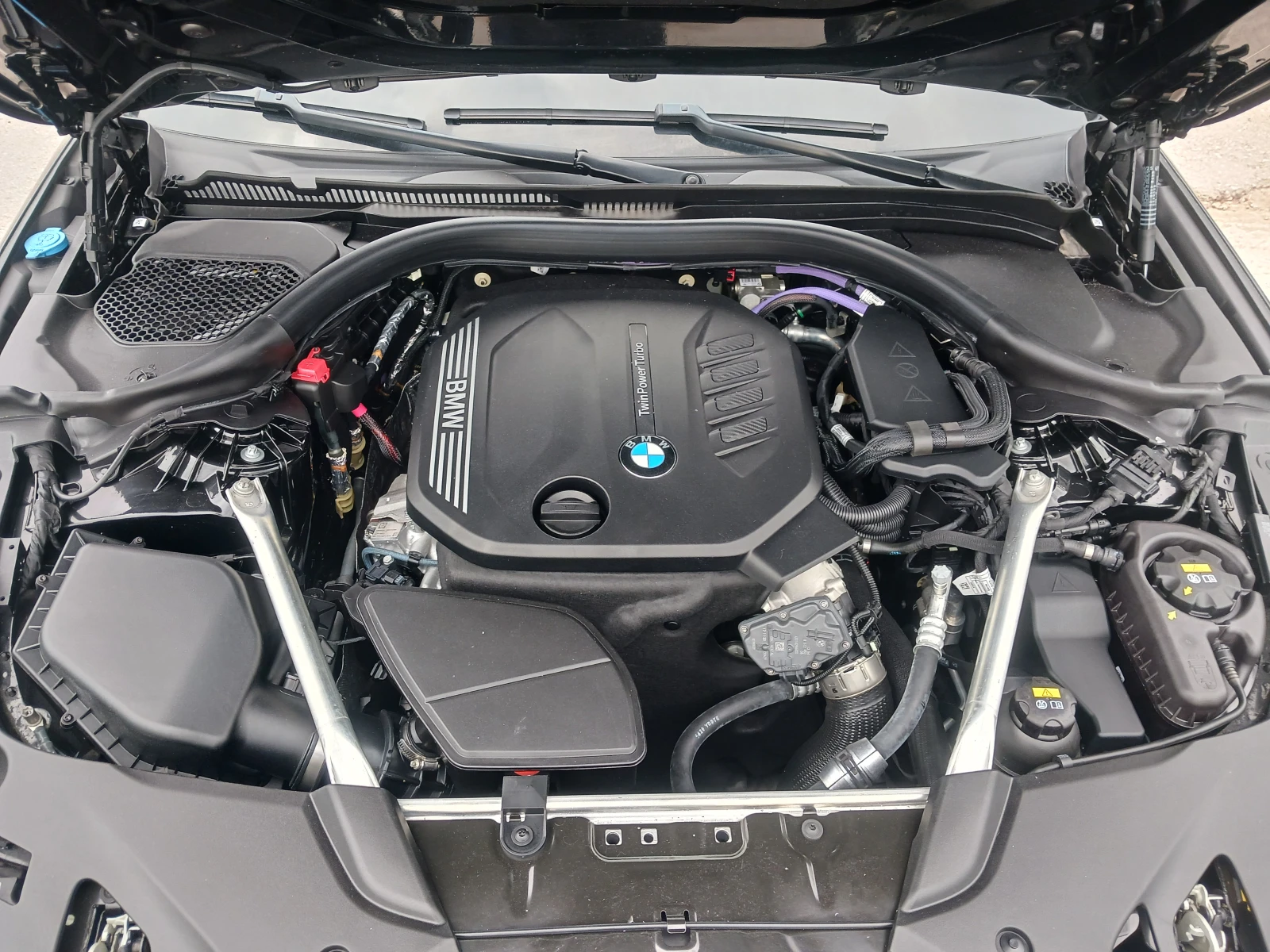 BMW 520 D= XDRIVE= MILD HYBRID=  | Mobile.bg   15