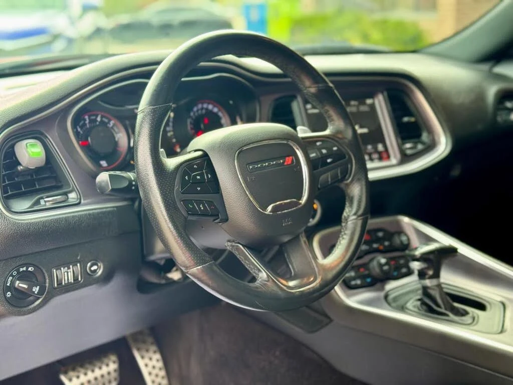 Dodge Challenger SXT Plus CAM* ПОДГРЕВ* CRUISE CONTROL* CARPLAY*  - изображение 7