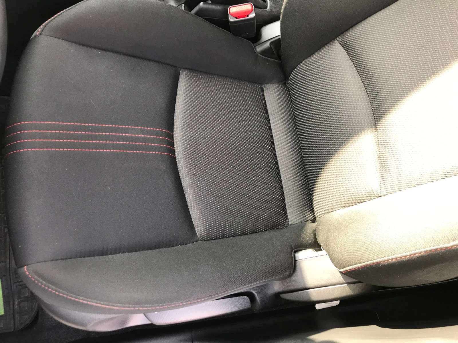 Mazda 2 1.5I 2024g - изображение 4