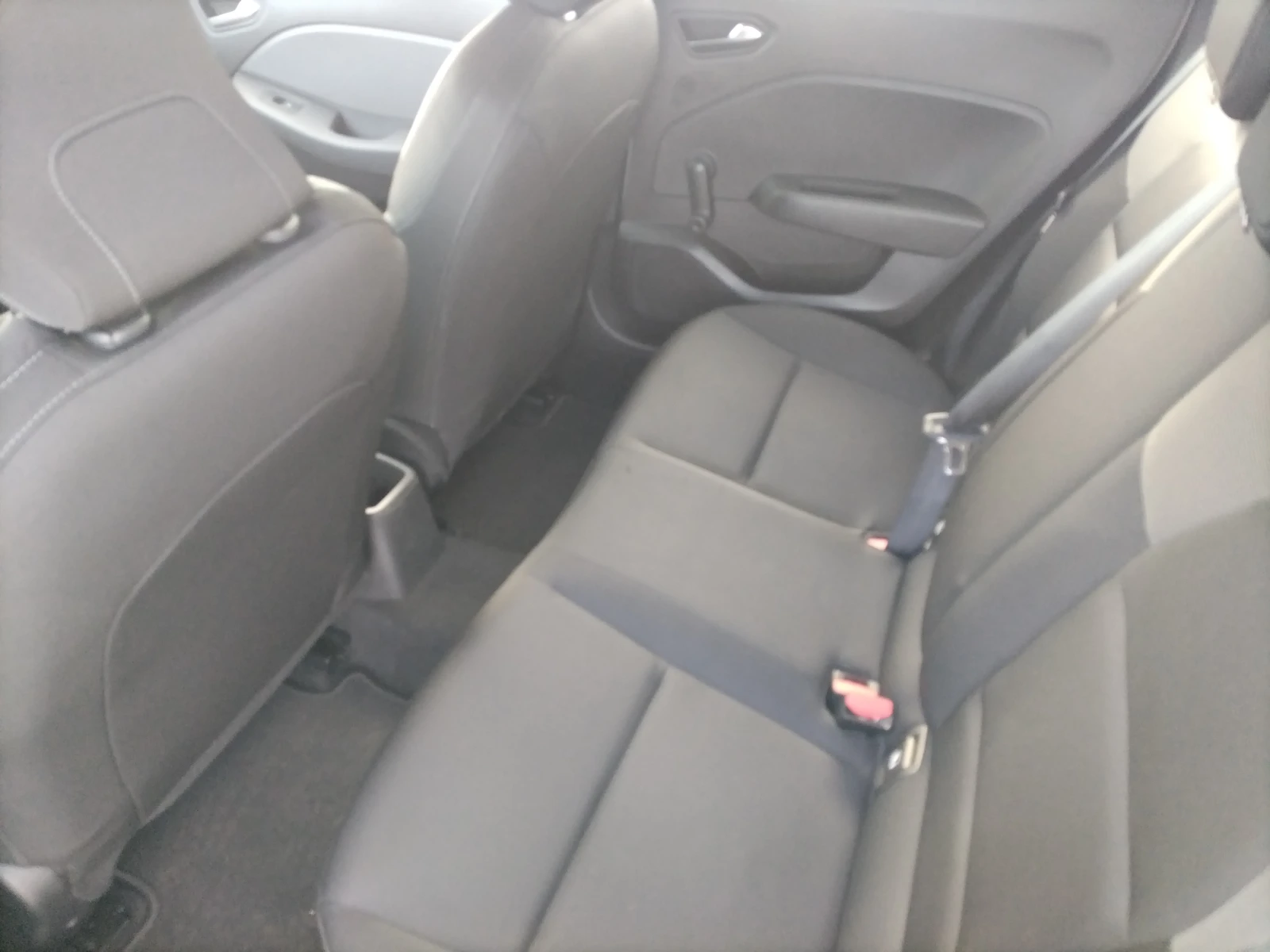 Renault Clio 1.0TCe100�.�. | Mobile.bg � ����������� 13