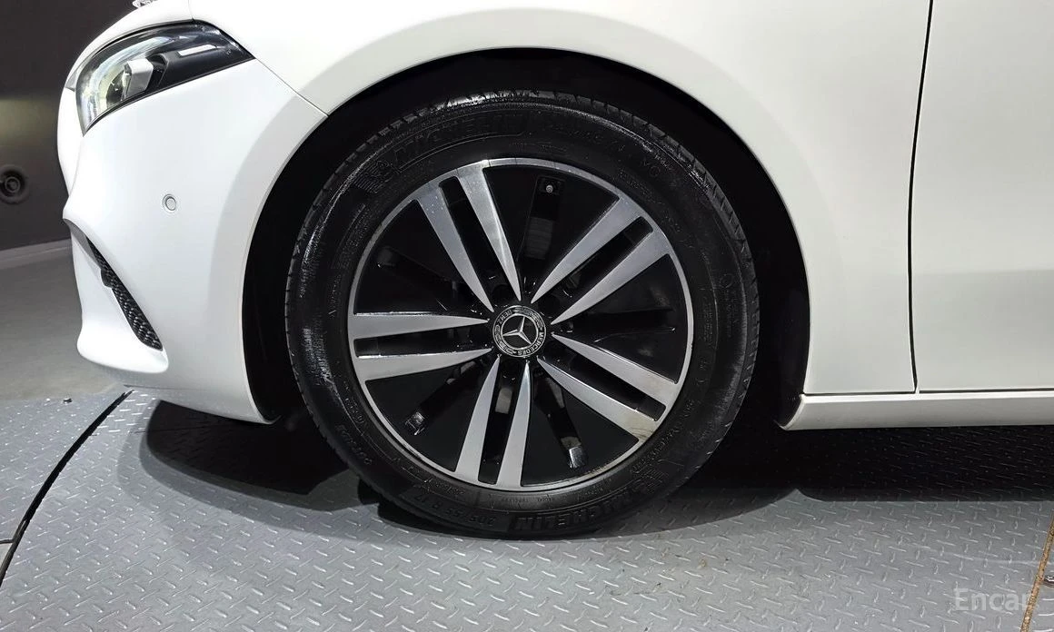 Mercedes-Benz A 200  - изображение 5