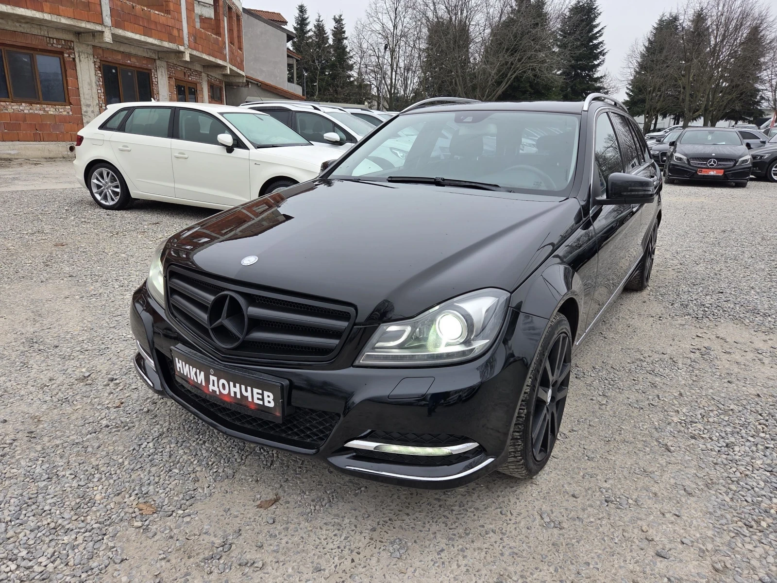 Mercedes-Benz C 250 2.2-204ps.FACELIFT! AVANTGARD!KOJA!NAVI! XENON-LED