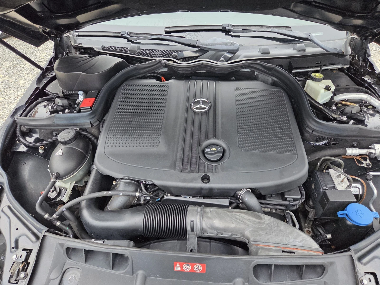 Mercedes-Benz C 250 2.2-204ps.FACELIFT! AVANTGARD!KOJA!NAVI! XENON-LED, снимка 17 - Автомобили и джипове - 53847245