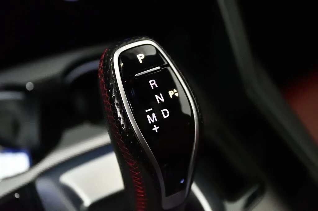 Alfa Romeo Giulia Ti Sport * АвтоКредит * (ЦЕНА ДО БГ), снимка 14 - Автомобили и джипове - 53866551