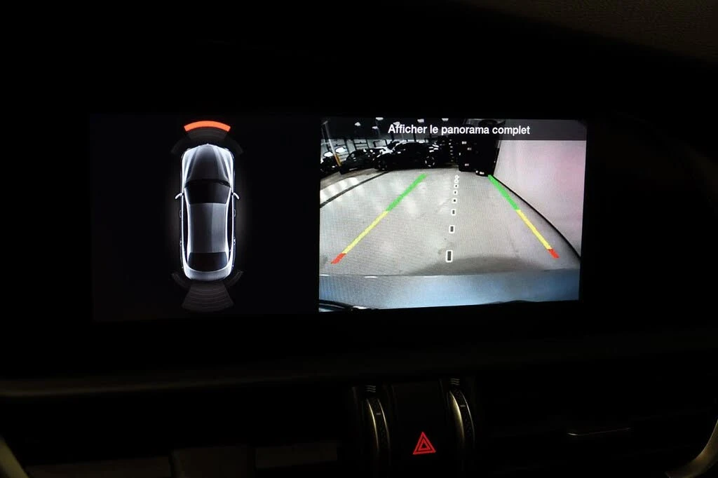 Alfa Romeo Giulia Ti Sport * АвтоКредит * (ЦЕНА ДО БГ), снимка 11 - Автомобили и джипове - 53866551