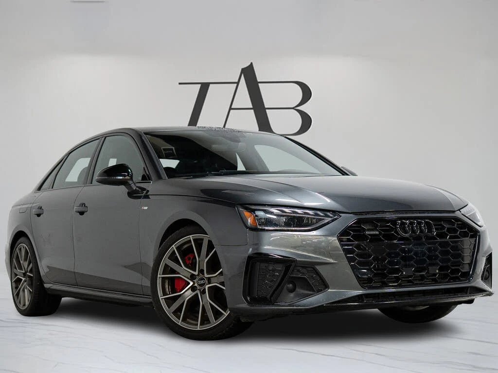 Audi A4 * S-Line* * HeadUp* AвтоКредит* (ЦЕНА ДО БГ)