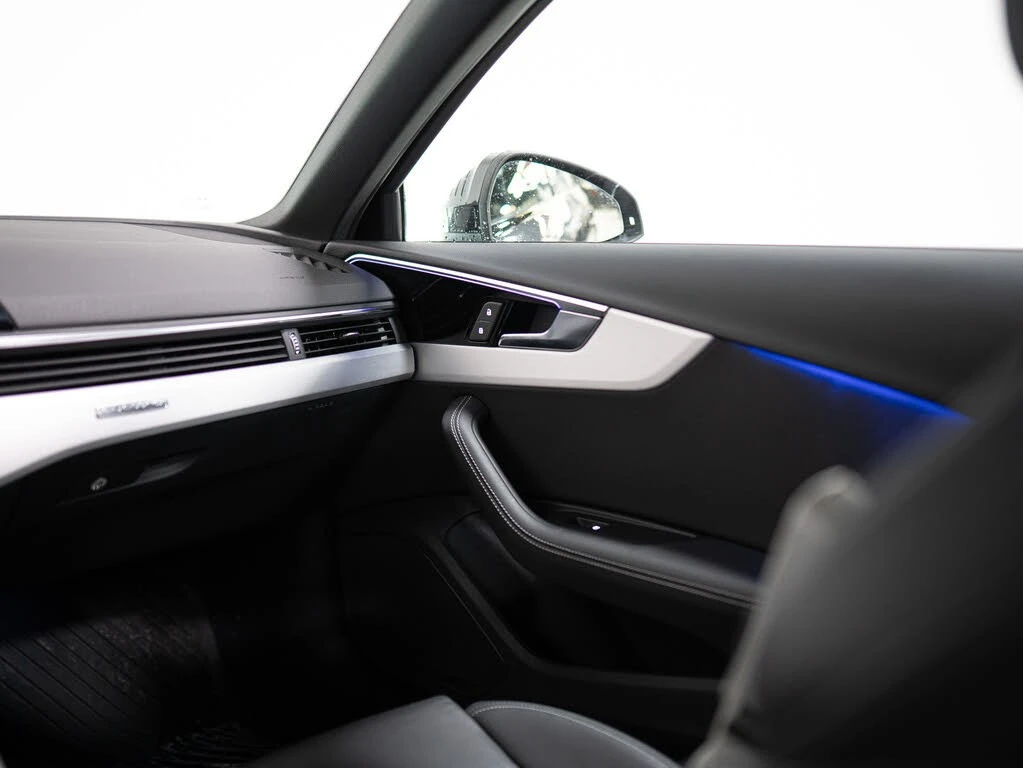 Audi A4 * S-Line* * HeadUp* AвтоКредит* (ЦЕНА ДО БГ), снимка 15 - Автомобили и джипове - 54041740