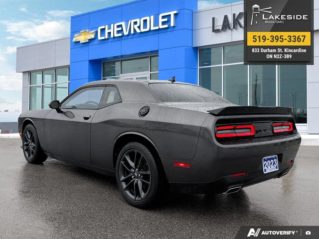 Dodge Challenger GT AWD, снимка 4 - Автомобили и джипове - 54207828
