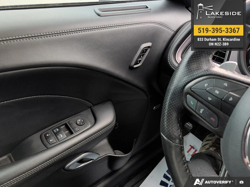 Dodge Challenger GT AWD, снимка 9 - Автомобили и джипове - 54207828