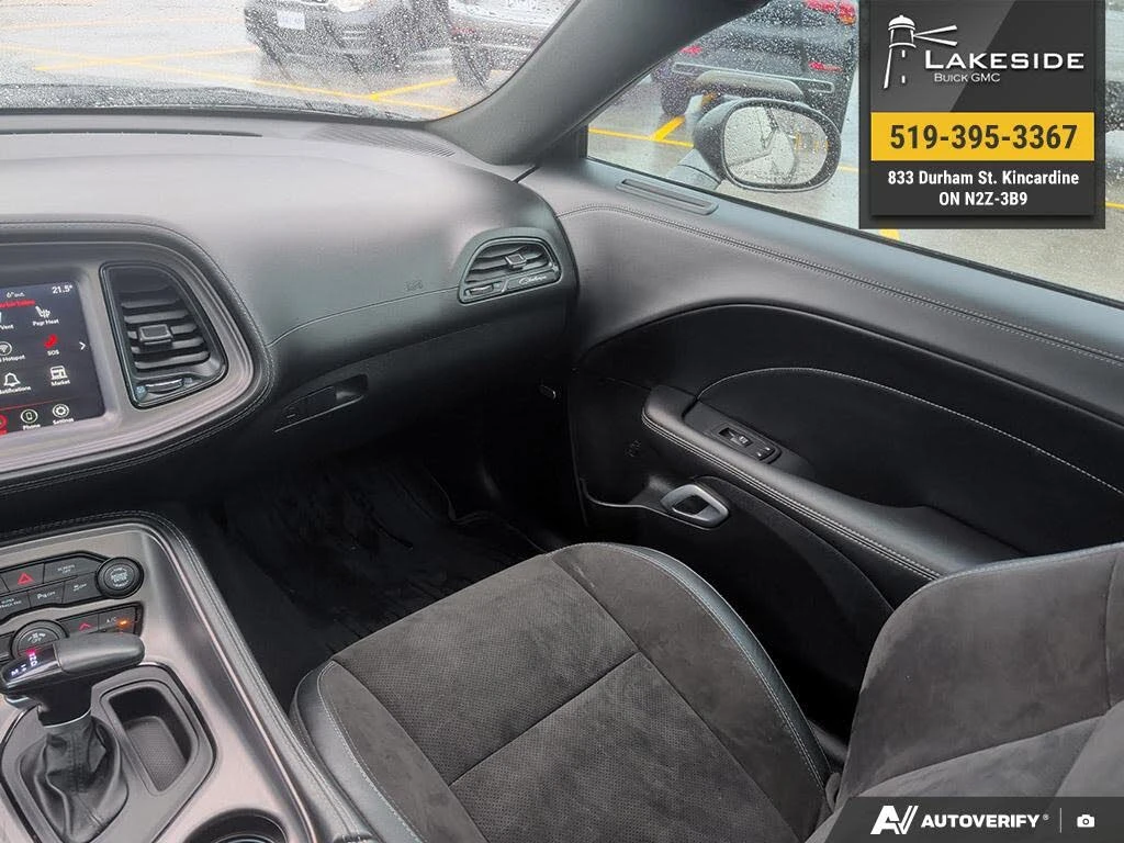 Dodge Challenger GT AWD, снимка 10 - Автомобили и джипове - 54207828