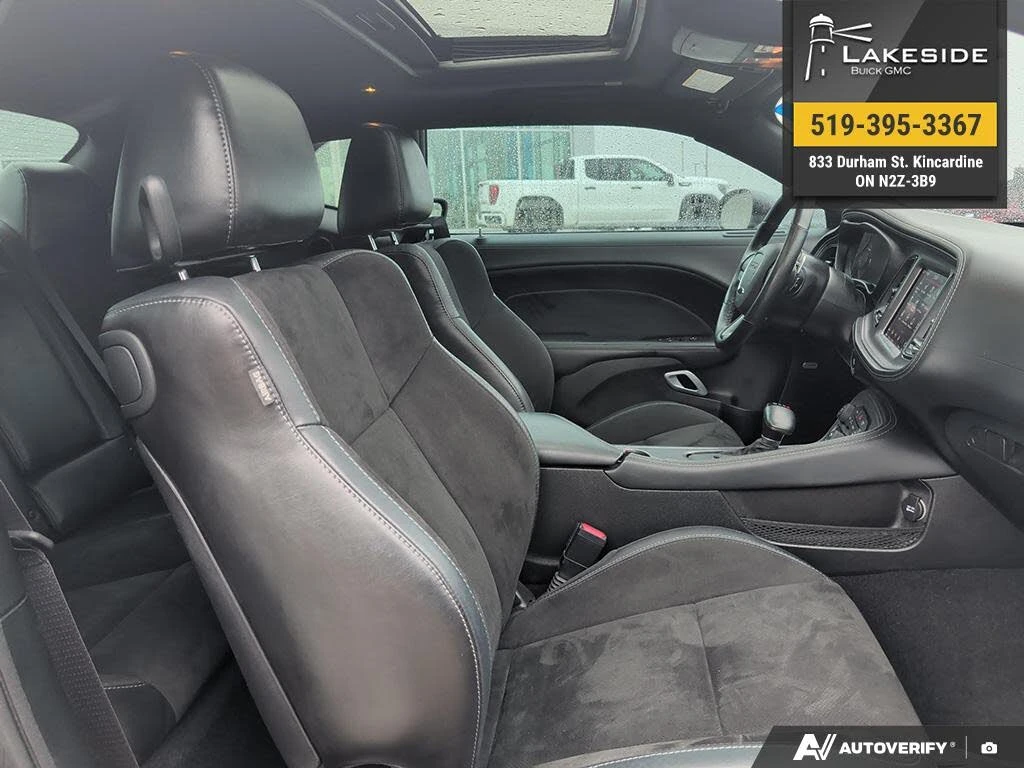 Dodge Challenger GT AWD, снимка 16 - Автомобили и джипове - 54207828