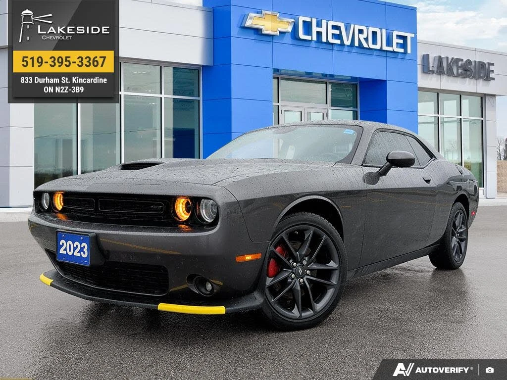 Dodge Challenger GT AWD