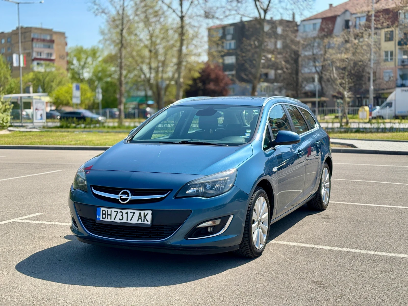 Opel Astra 2.0 CDTI Cosmo, снимка 3 - Автомобили и джипове - 54219264