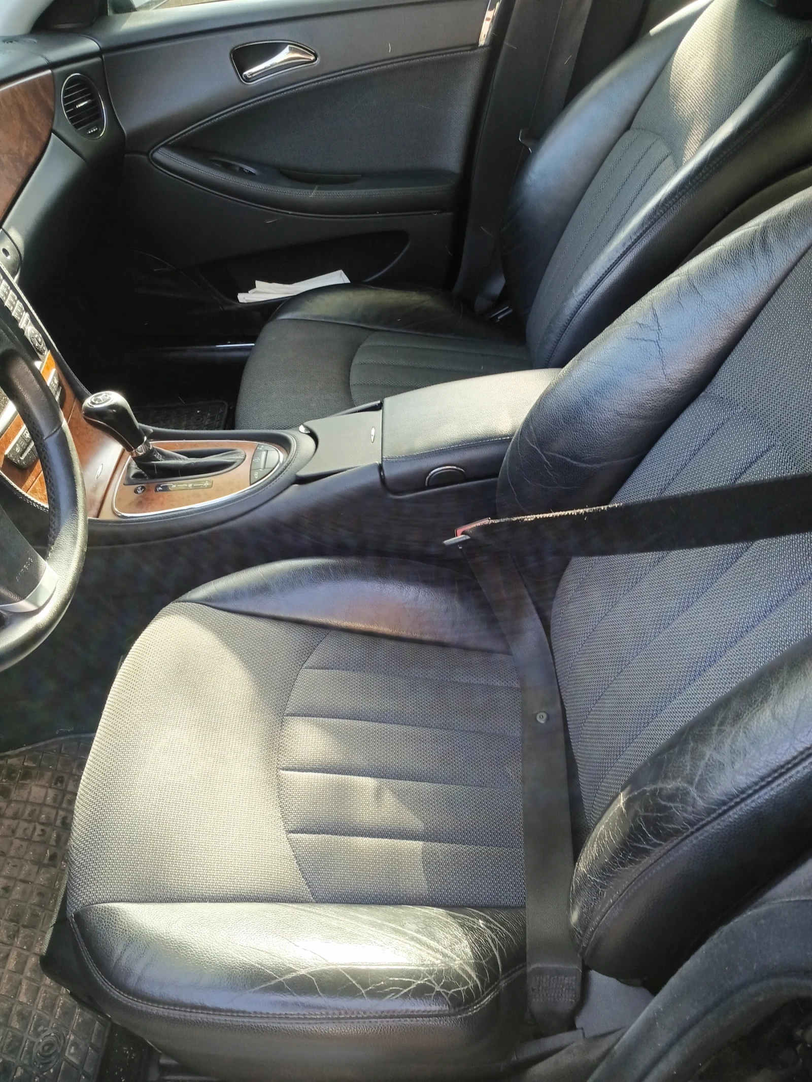 Mercedes-Benz CLS 320, снимка 6 - Автомобили и джипове - 54345365